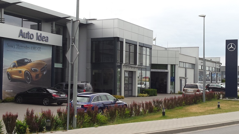 Obiekt użyteczności publicznej - Mercedes 11