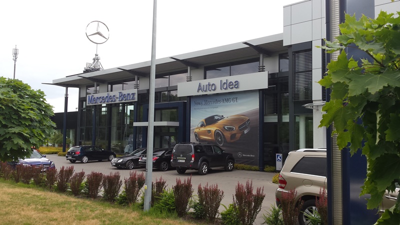 Obiekt użyteczności publicznej - Mercedes 12