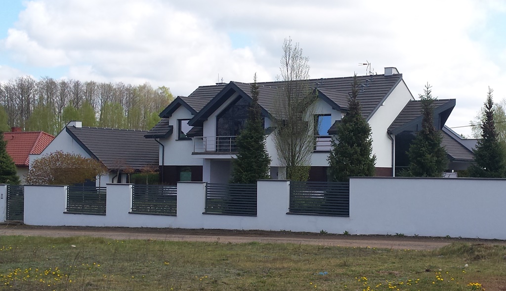 Dom jednorodzinny - realizacja Tocz3